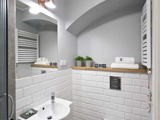 Navy Group - Port Privat bolig *